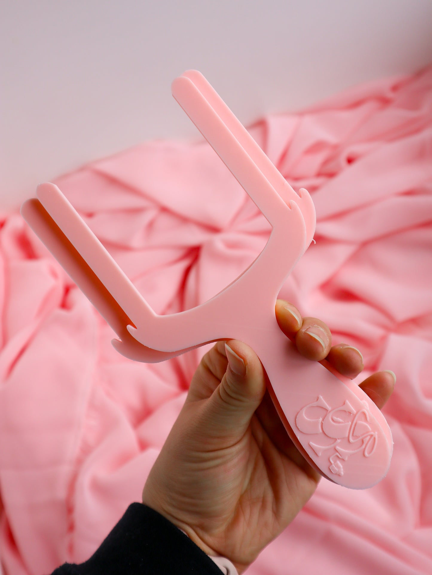 Bow Helpers - Apples