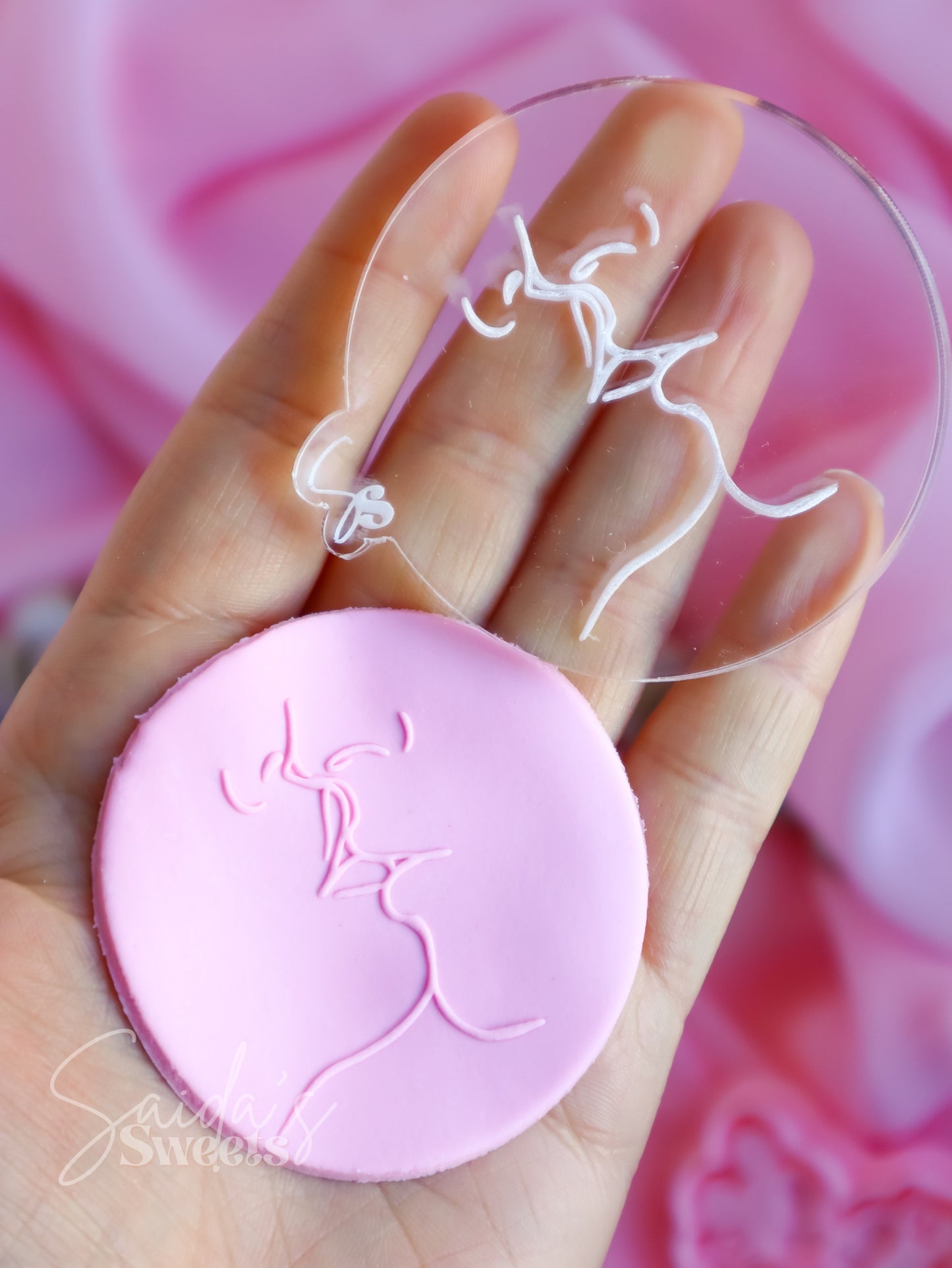 Couple kiss Embosser & Cutter (Debosser)