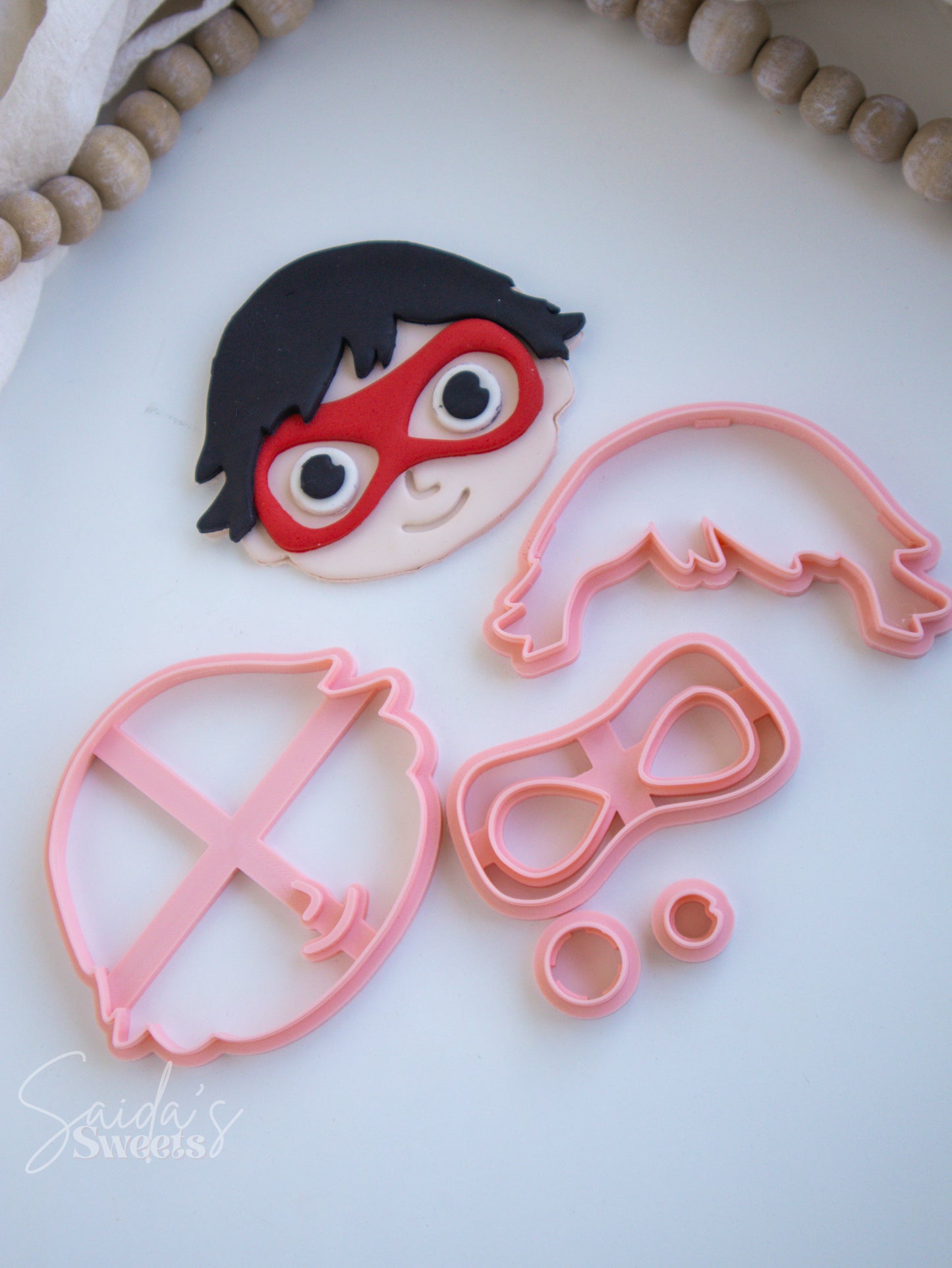 R's World Cookie Cutter & fondant cutters