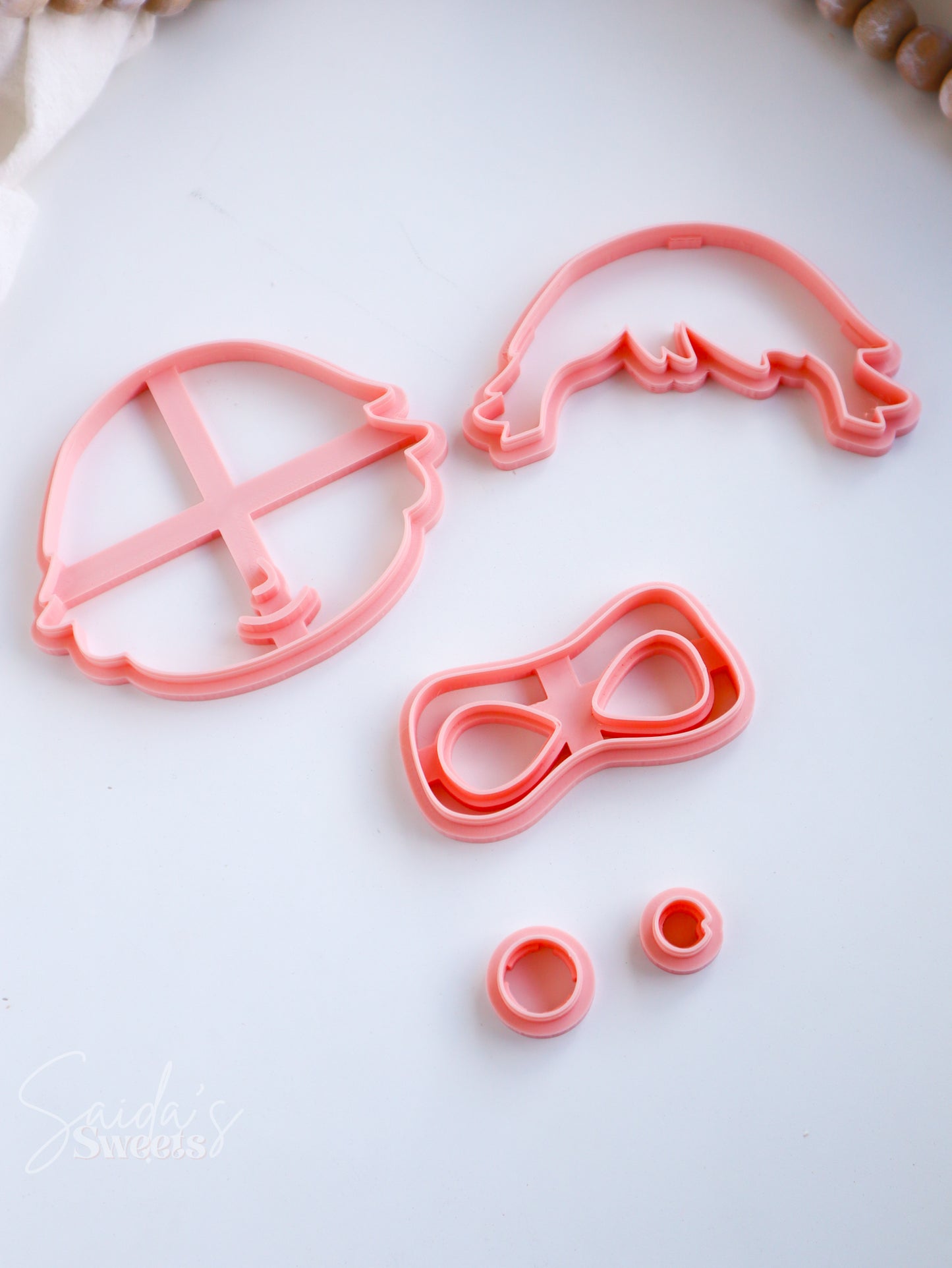 R's World Cookie Cutter & fondant cutters