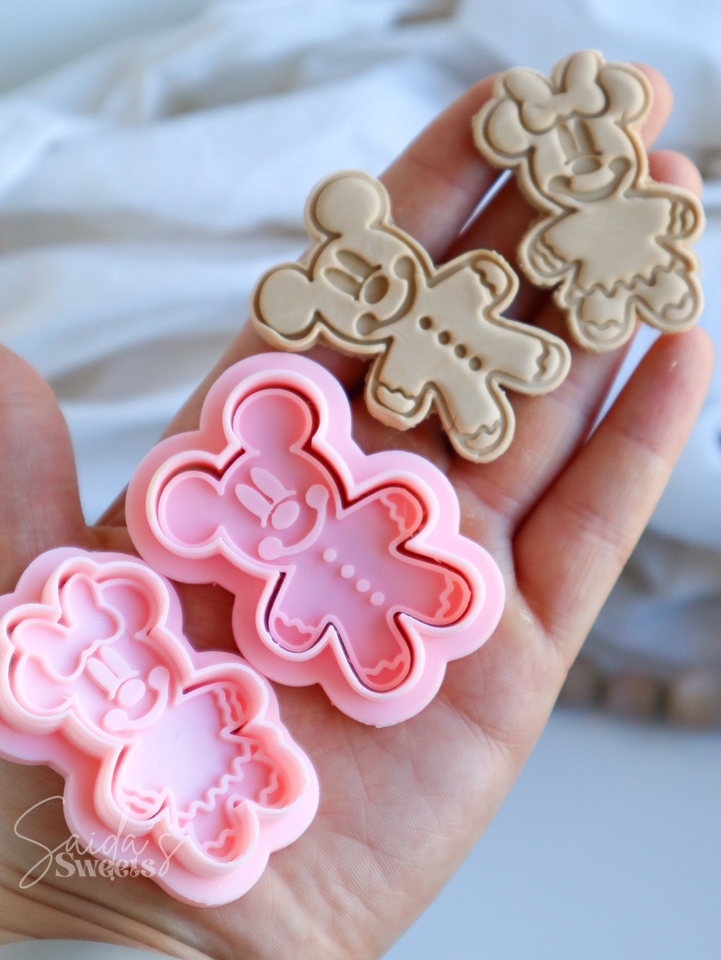 Gingerbread Mouses Embosser & Cutter