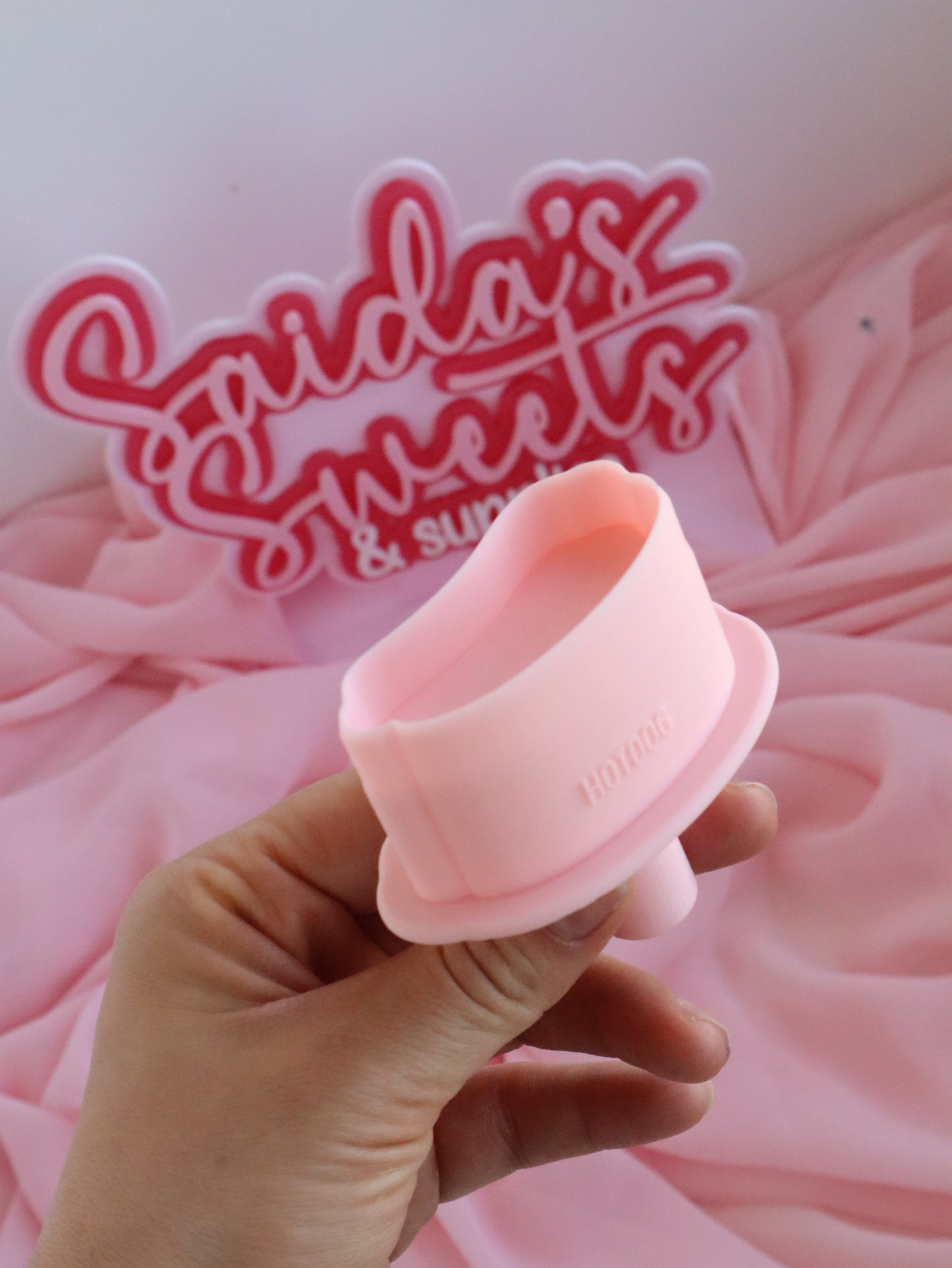 CUSTOM Cake Poppers