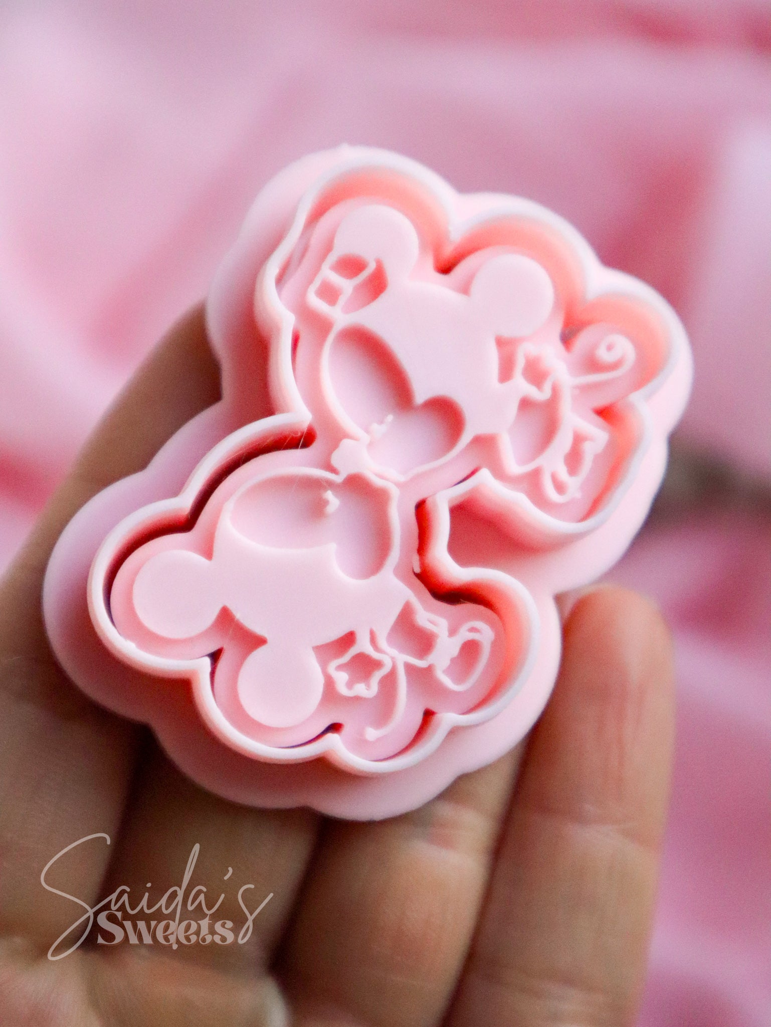 Mr. & Mrs. Mouse kiss Embosser & Cutters – Saida's Sweets Supplies