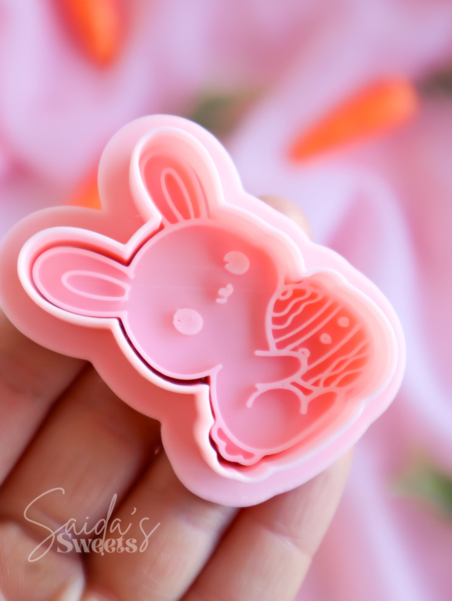 Bunny holding egg Embosser & Cutters