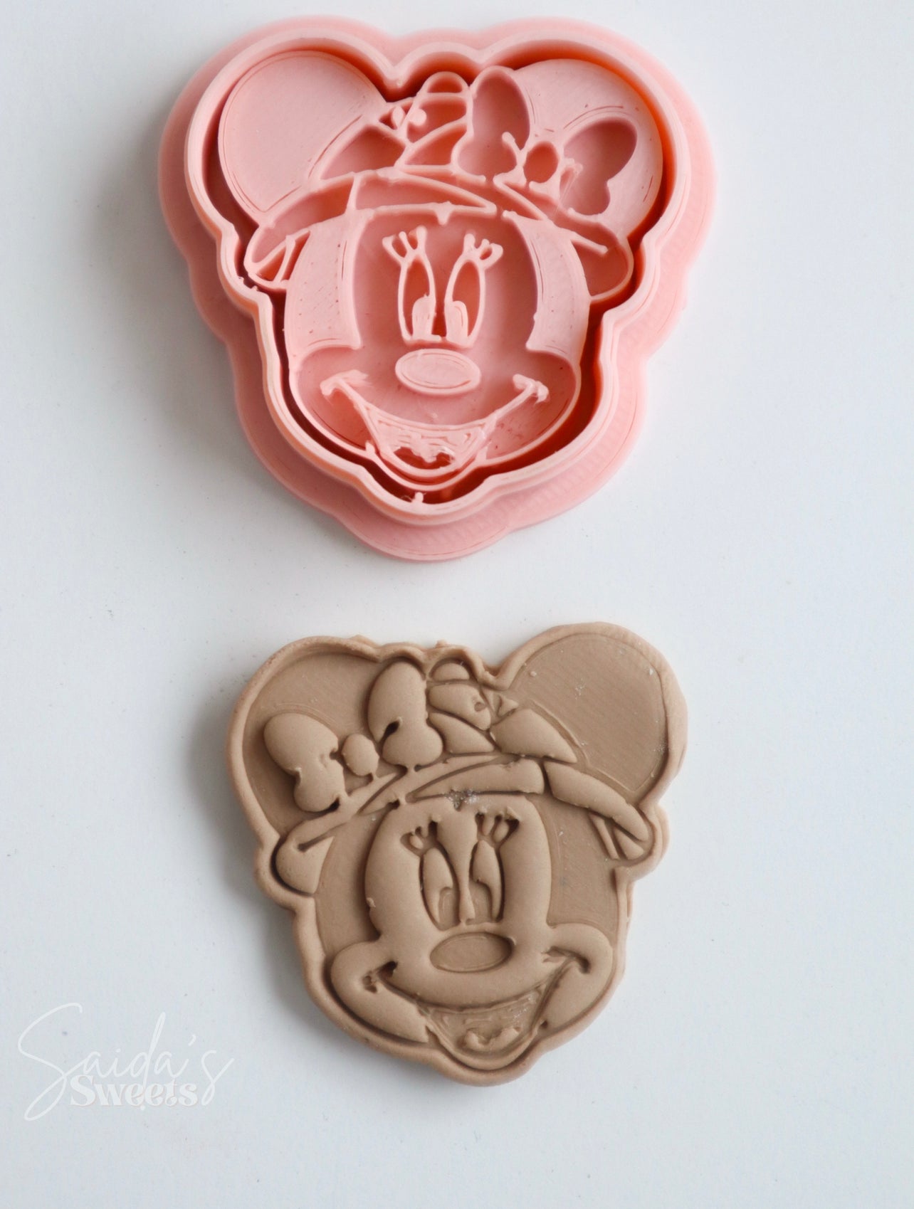 Safari Mouse Embosser & Cutters – Saida's Sweets